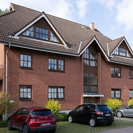 Haus Am Kurpark 10 *